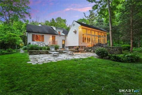 896 Westport Road Easton CT 06612