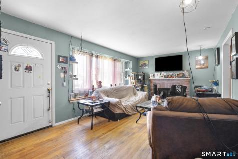 22 Howard Court Milford CT 06460