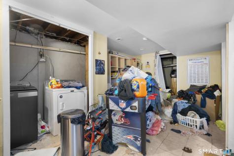 22 Howard Court Milford CT 06460