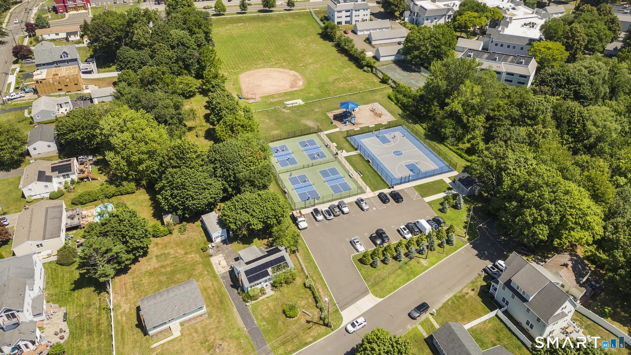 22 Howard Court Milford CT 06460
