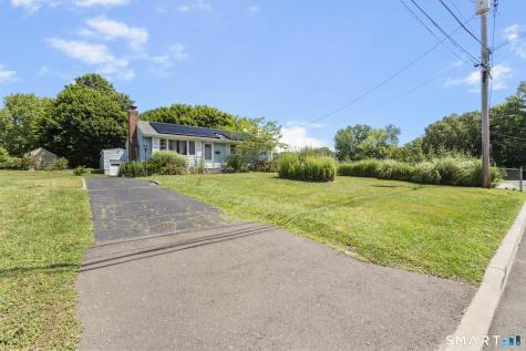 22 Howard Court Milford CT 06460