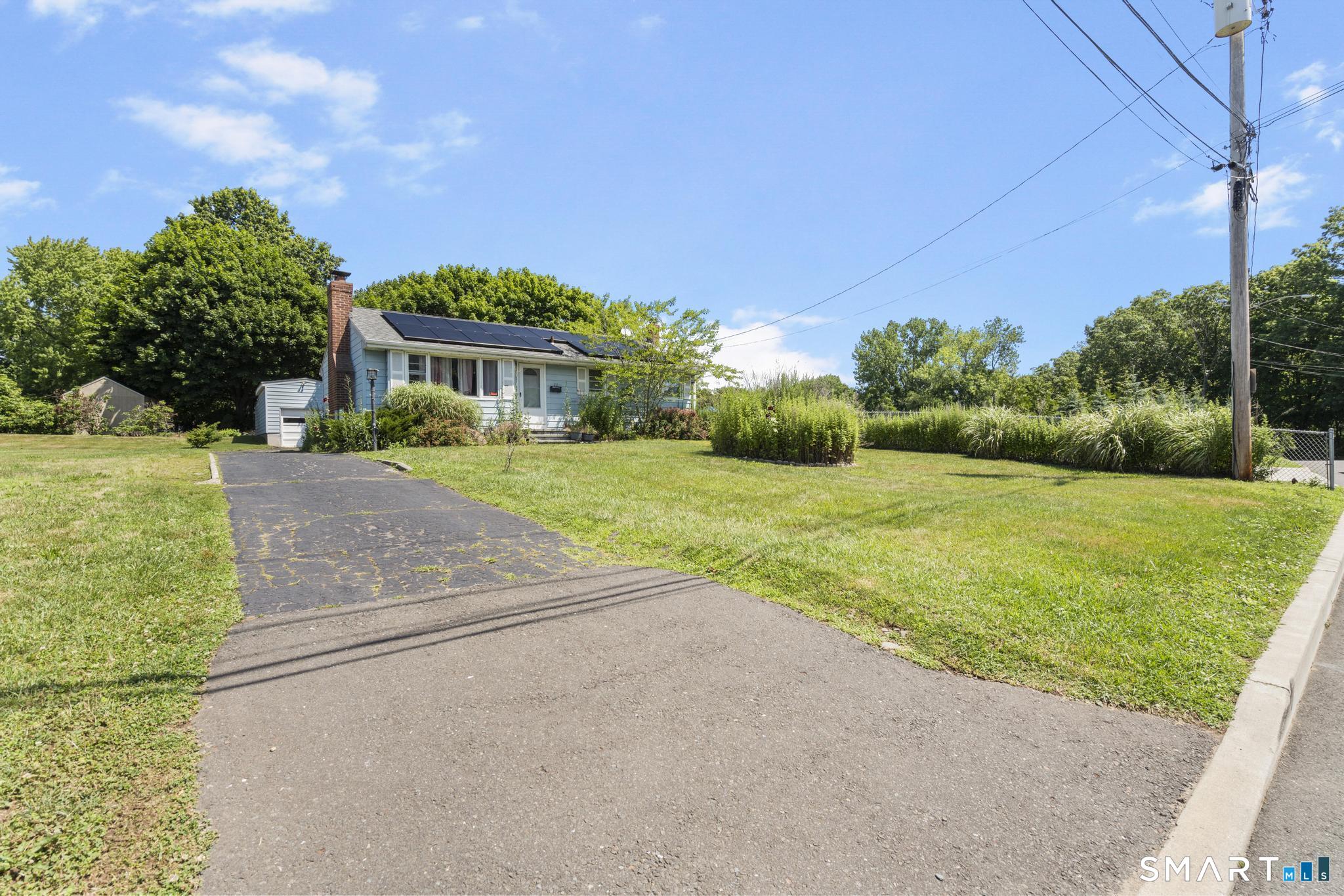 22 Howard Court Milford CT 06460