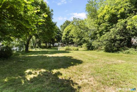 22 Howard Court Milford CT 06460