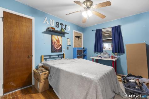 22 Howard Court Milford CT 06460