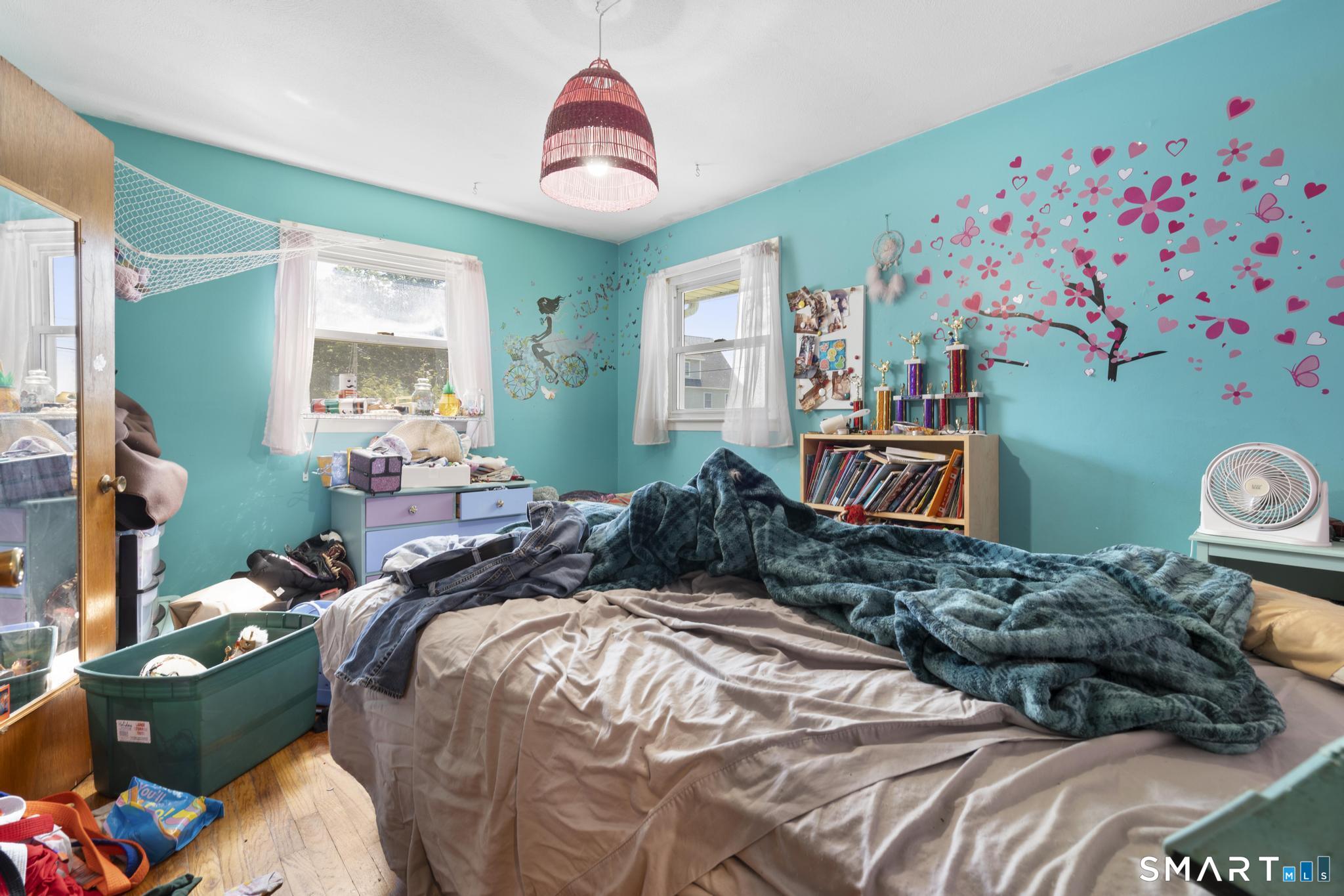 22 Howard Court Milford CT 06460