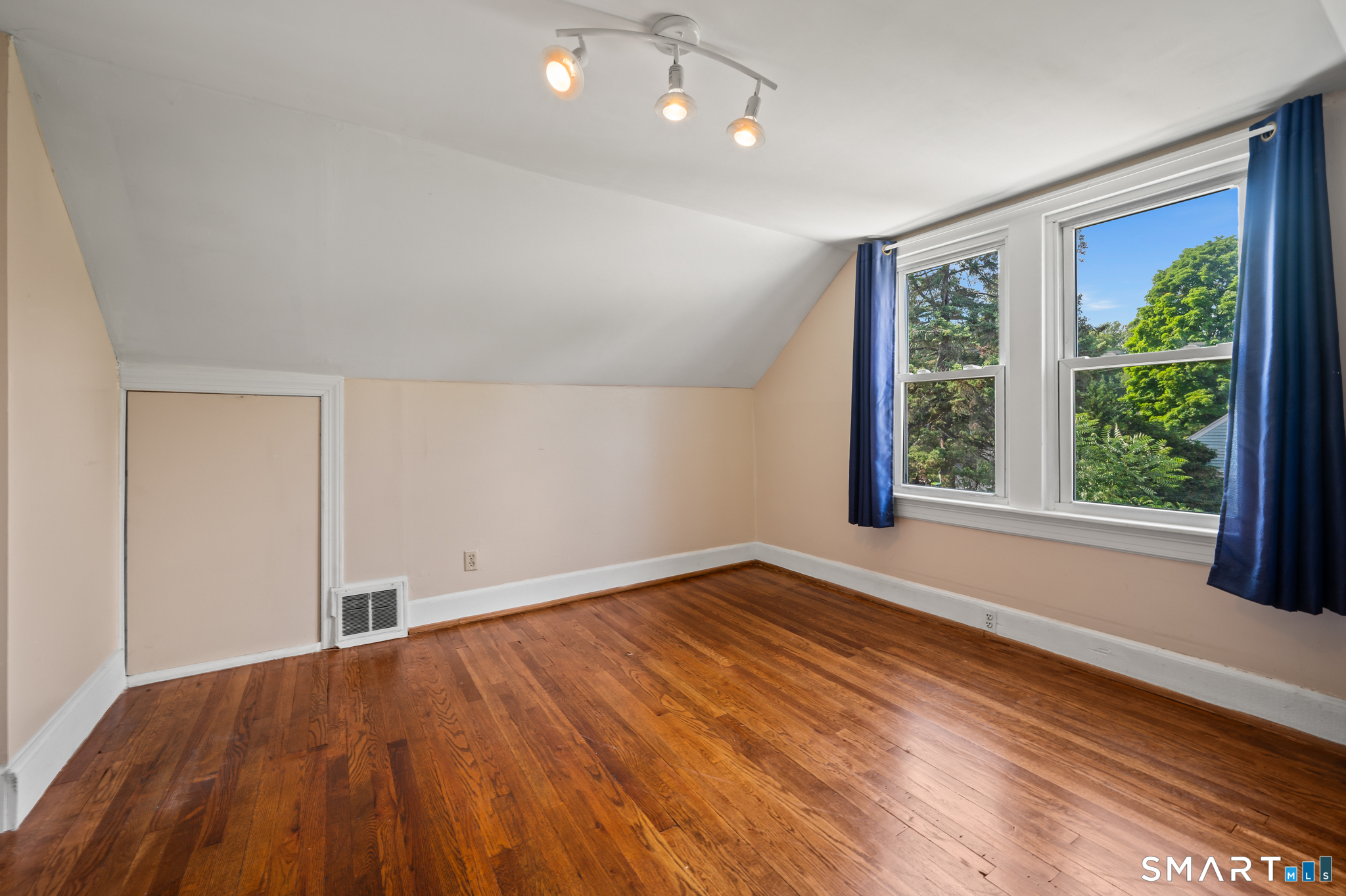 25 Douglas Drive Meriden CT 06451