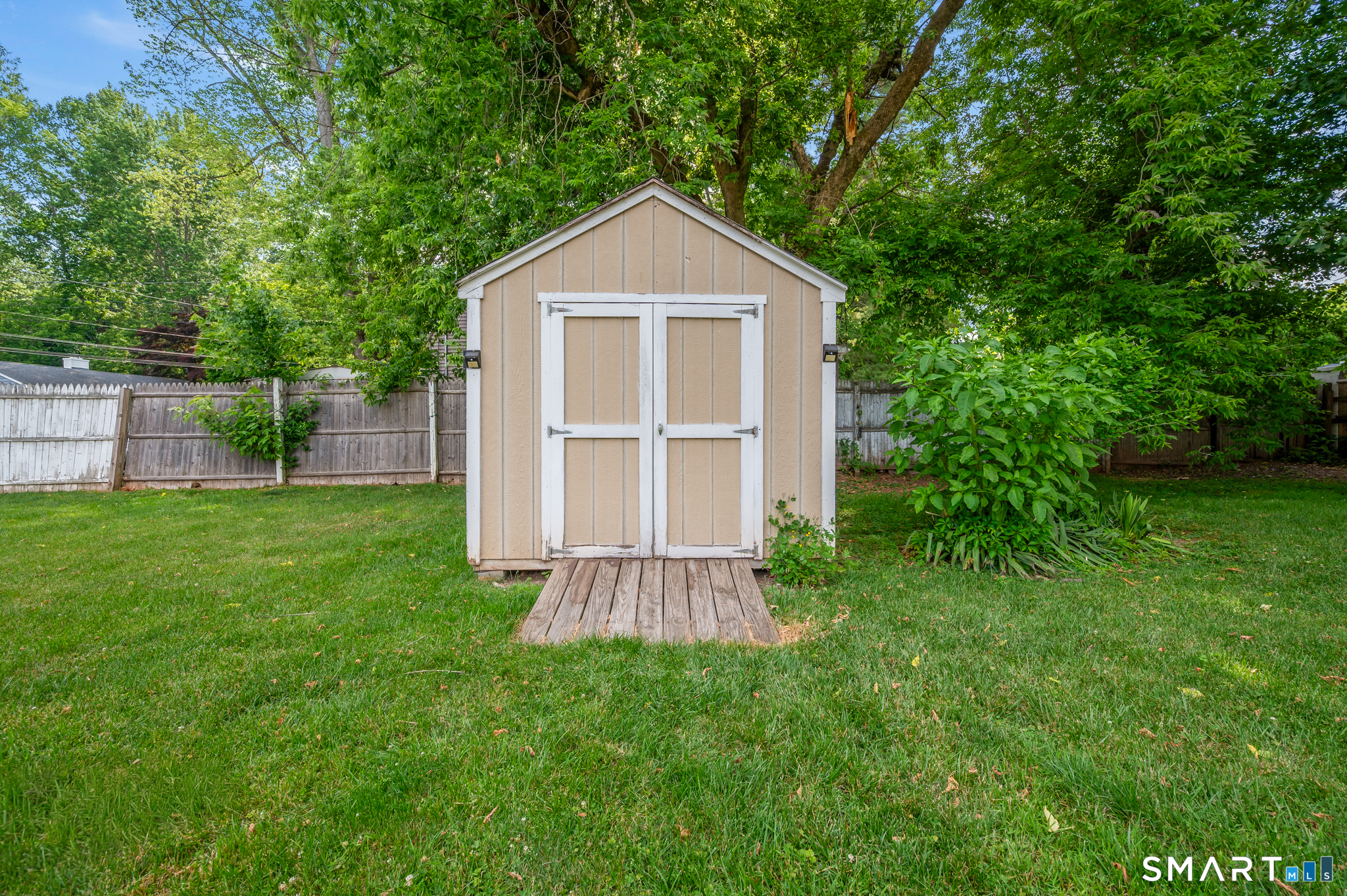 25 Douglas Drive Meriden CT 06451