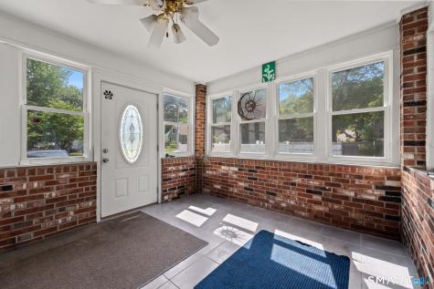 25 Douglas Drive Meriden CT 06451