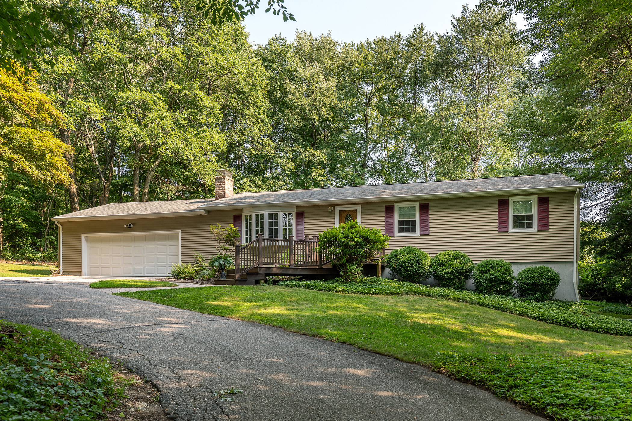 20 Buckskin Heights Drive Danbury CT 06811