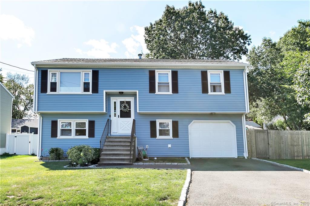 35 Jillijam Place Bridgeport CT 06606