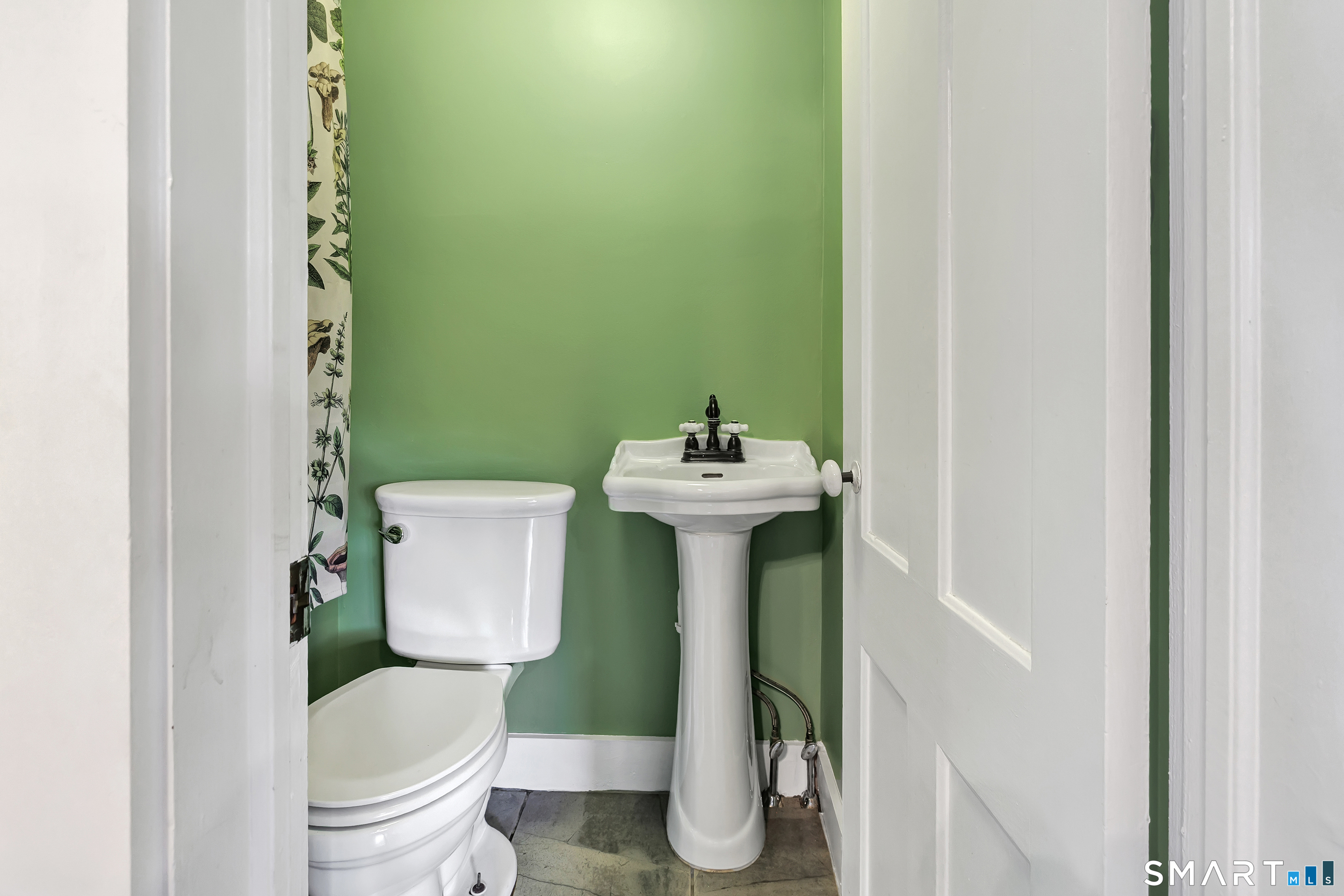 50 Washington Road Woodbury CT 06798
