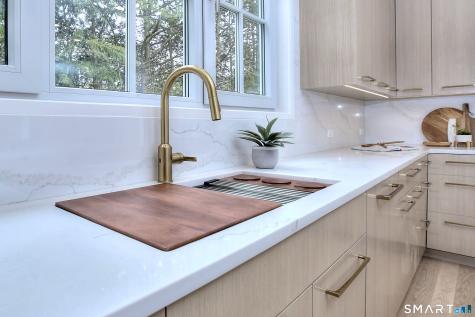 19 East Horseshoe Lane Westport CT 06880