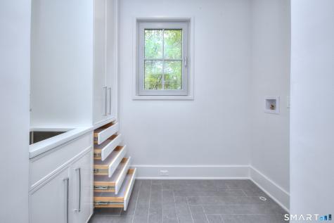 19 East Horseshoe Lane Westport CT 06880