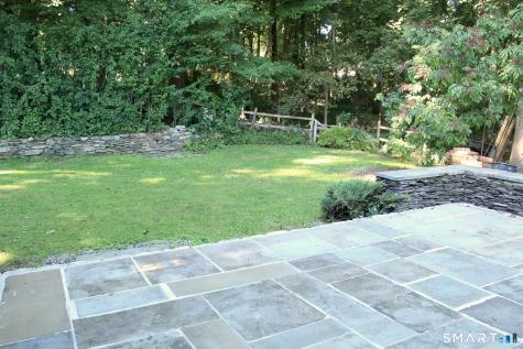26 Midway Drive Bethel CT 06801