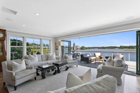 195 Hillspoint Road Westport CT 06880