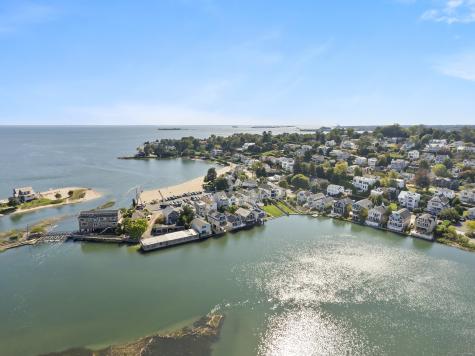 195 Hillspoint Road Westport CT 06880