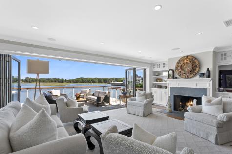 195 Hillspoint Road Westport CT 06880