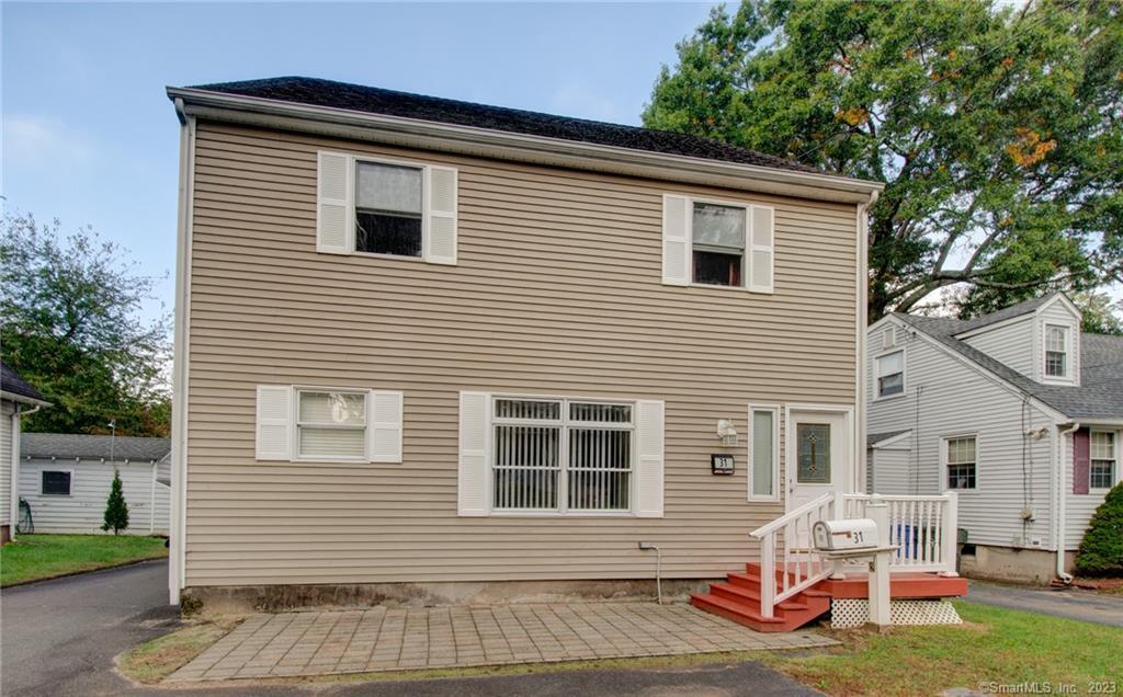 31 Buck Street Newington CT 06111