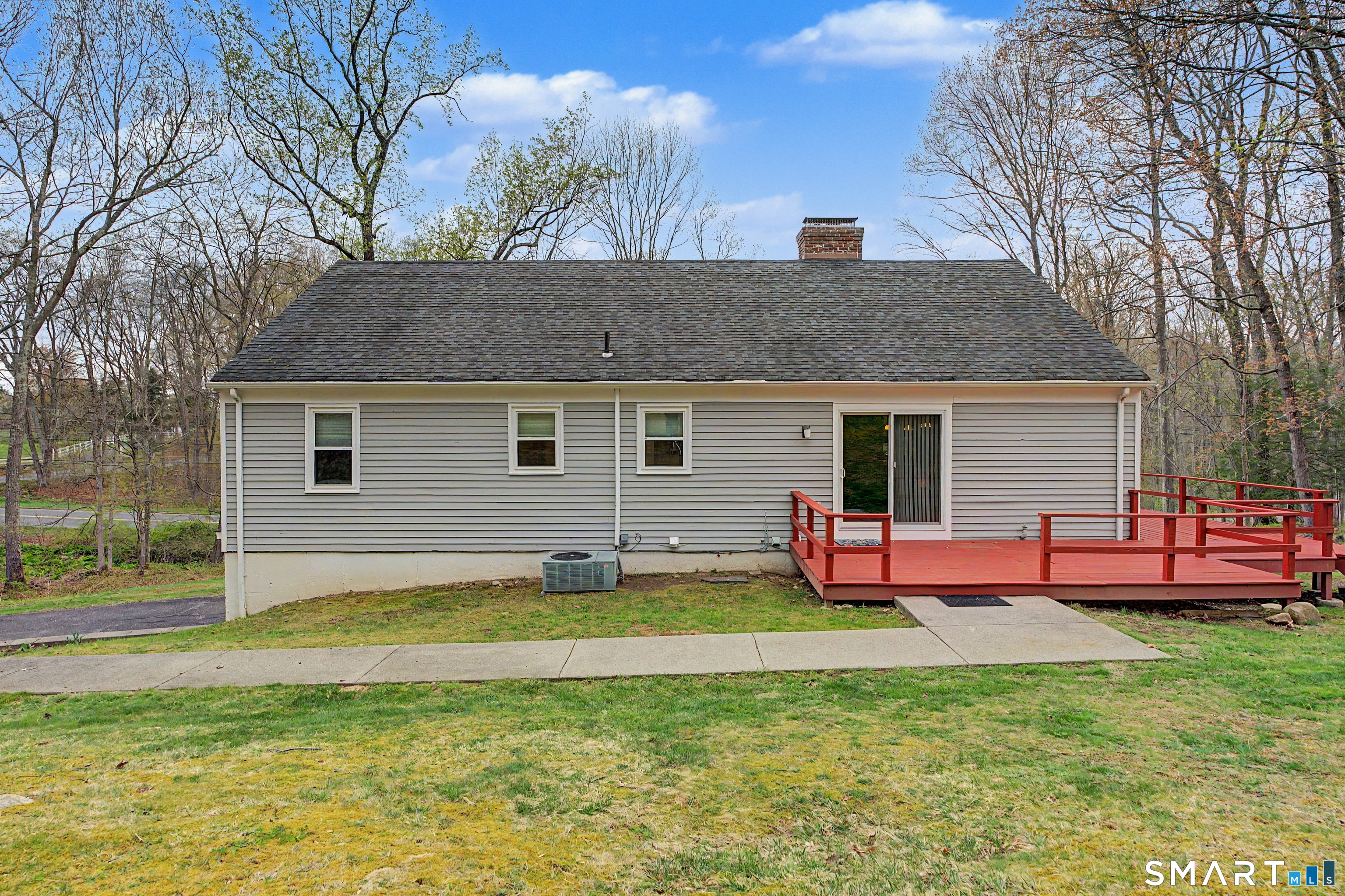 5 Kimberly Lane Woodbury CT 06798