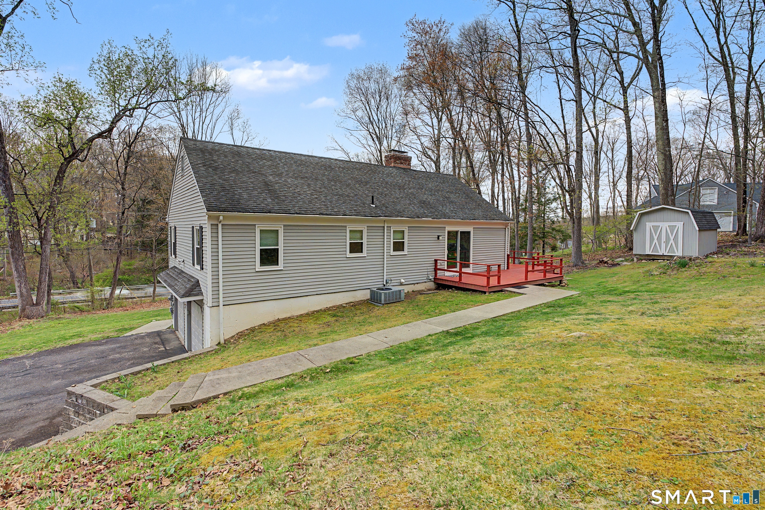 5 Kimberly Lane Woodbury CT 06798