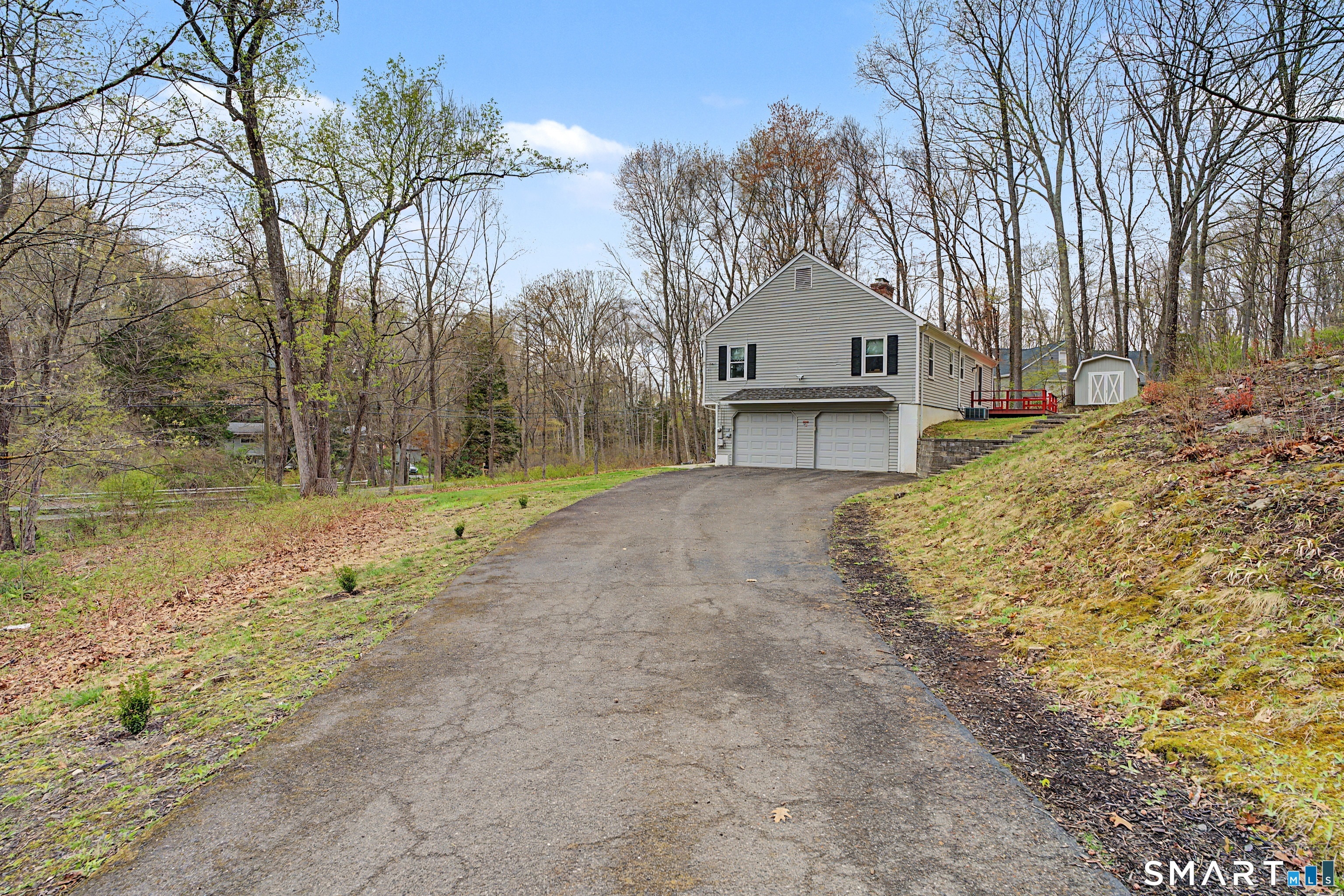 5 Kimberly Lane Woodbury CT 06798