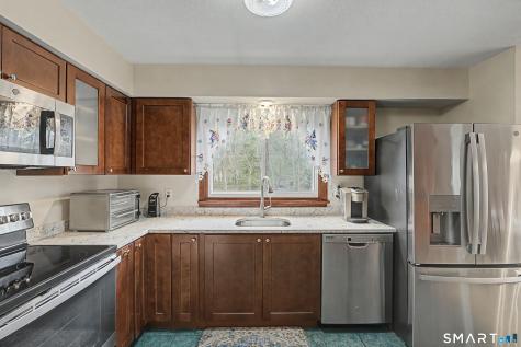 5 Kimberly Lane Woodbury CT 06798
