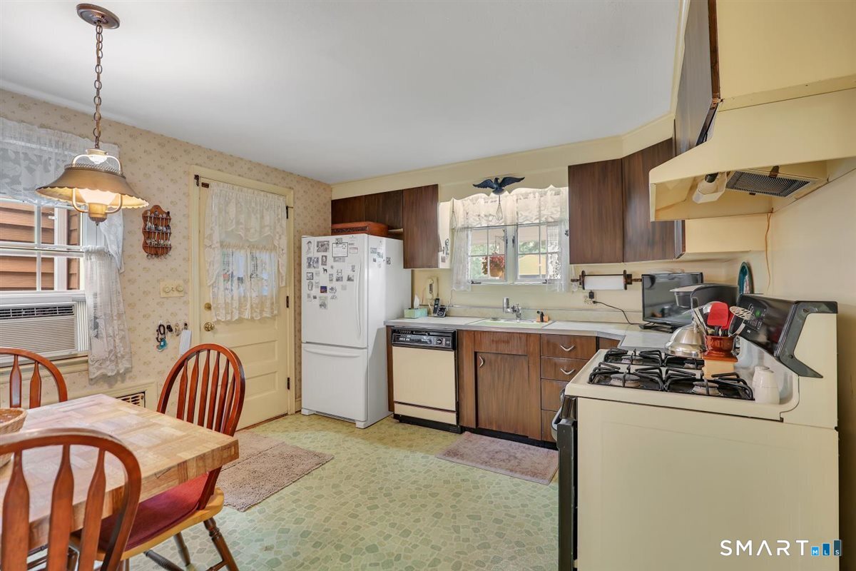 11 Battista Road Manchester CT 06040