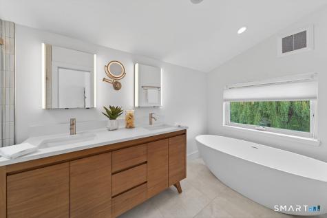 34 Howard Avenue Branford CT 06405