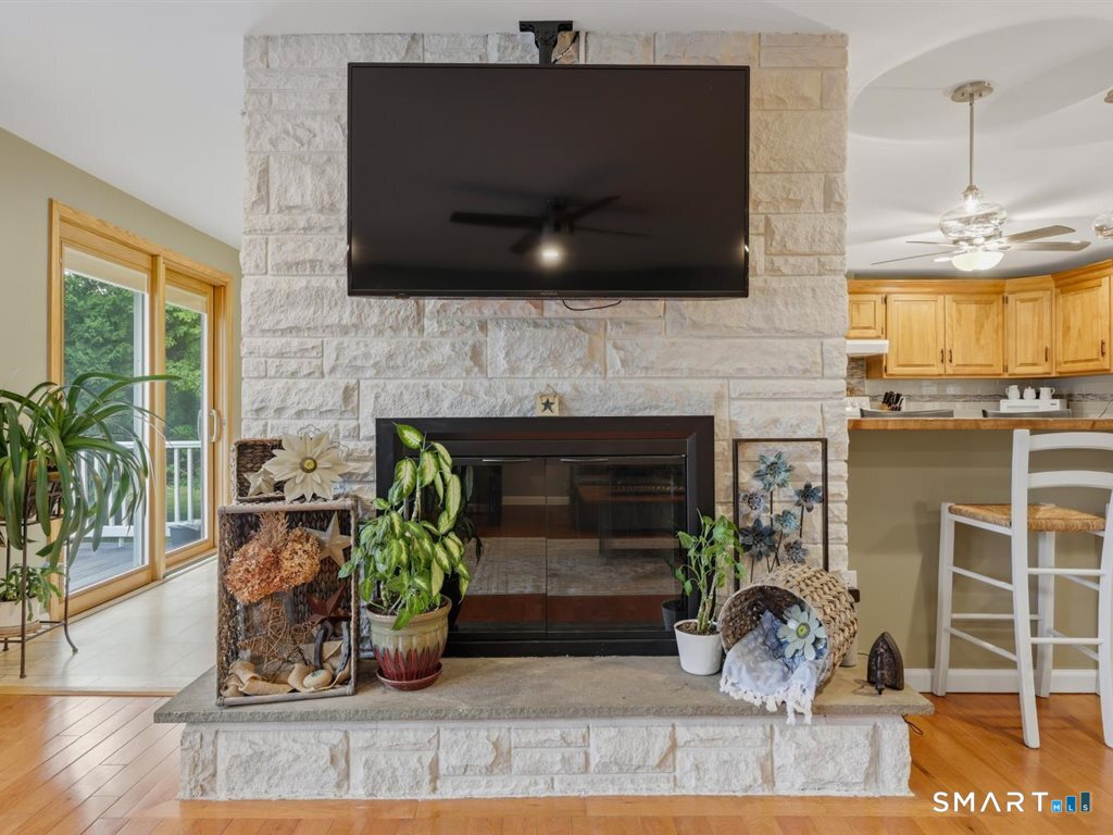 12 Wooding Road Wallingford CT 06492
