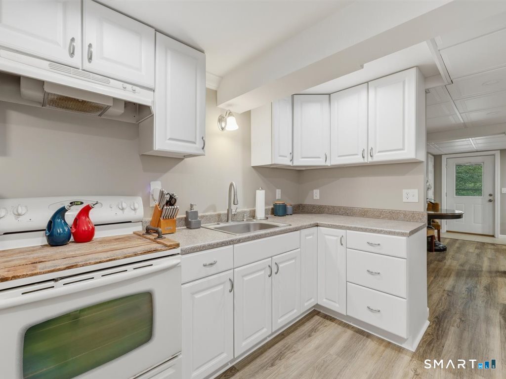12 Wooding Road Wallingford CT 06492