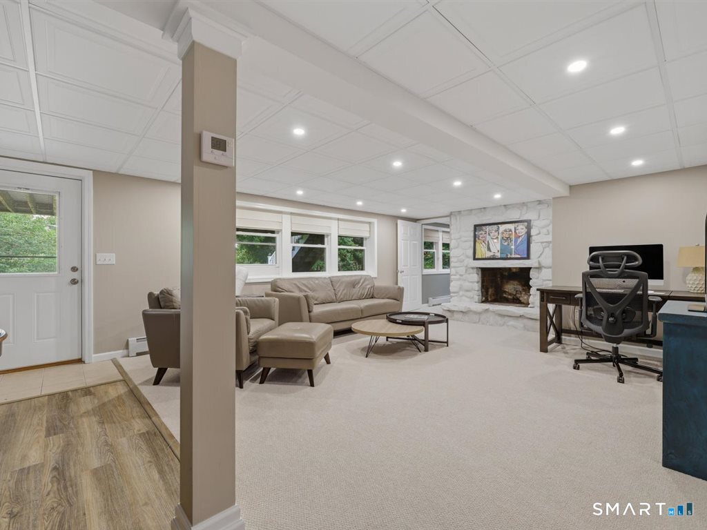 12 Wooding Road Wallingford CT 06492
