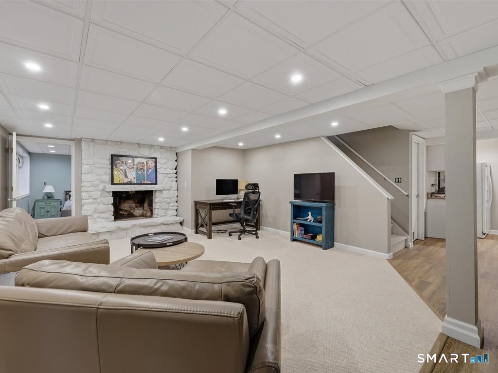 12 Wooding Road Wallingford CT 06492