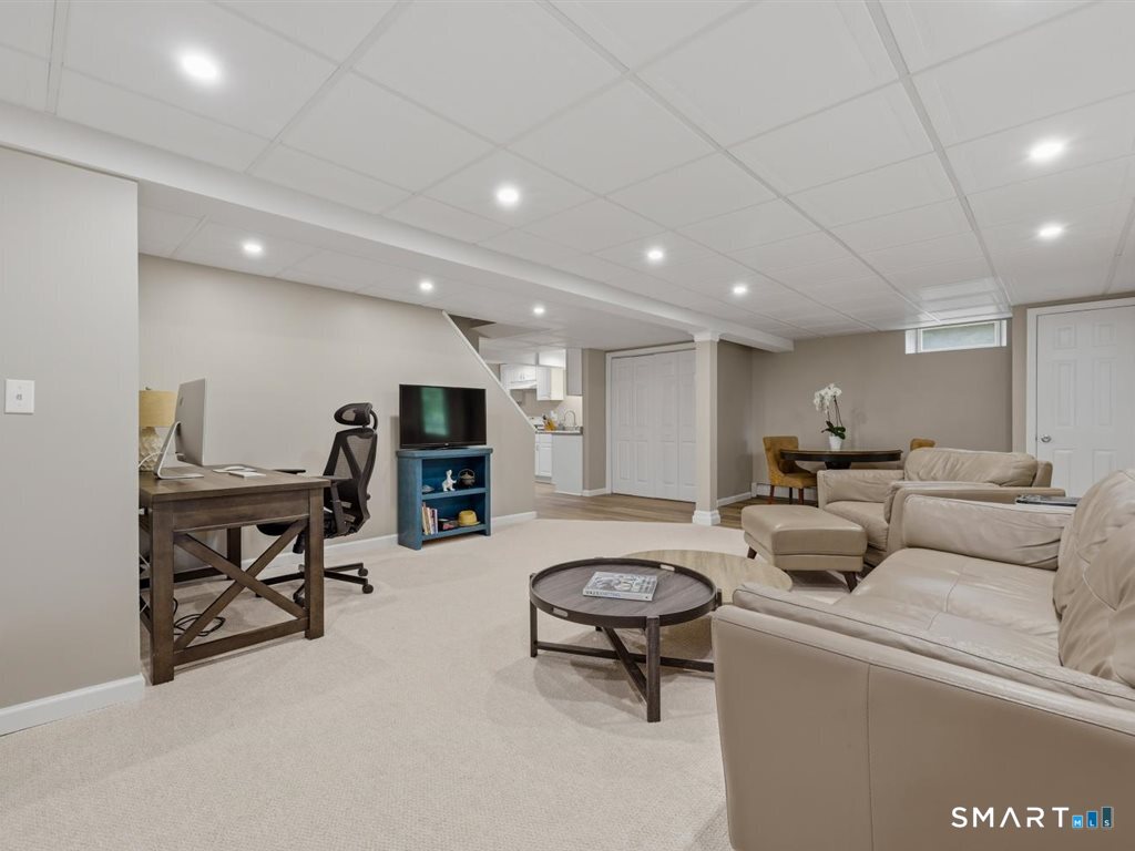 12 Wooding Road Wallingford CT 06492