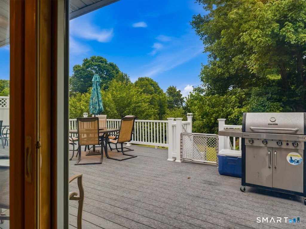 12 Wooding Road Wallingford CT 06492