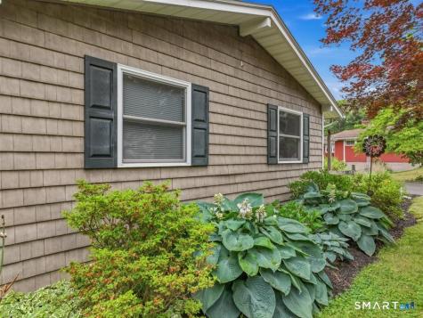 12 Wooding Road Wallingford CT 06492