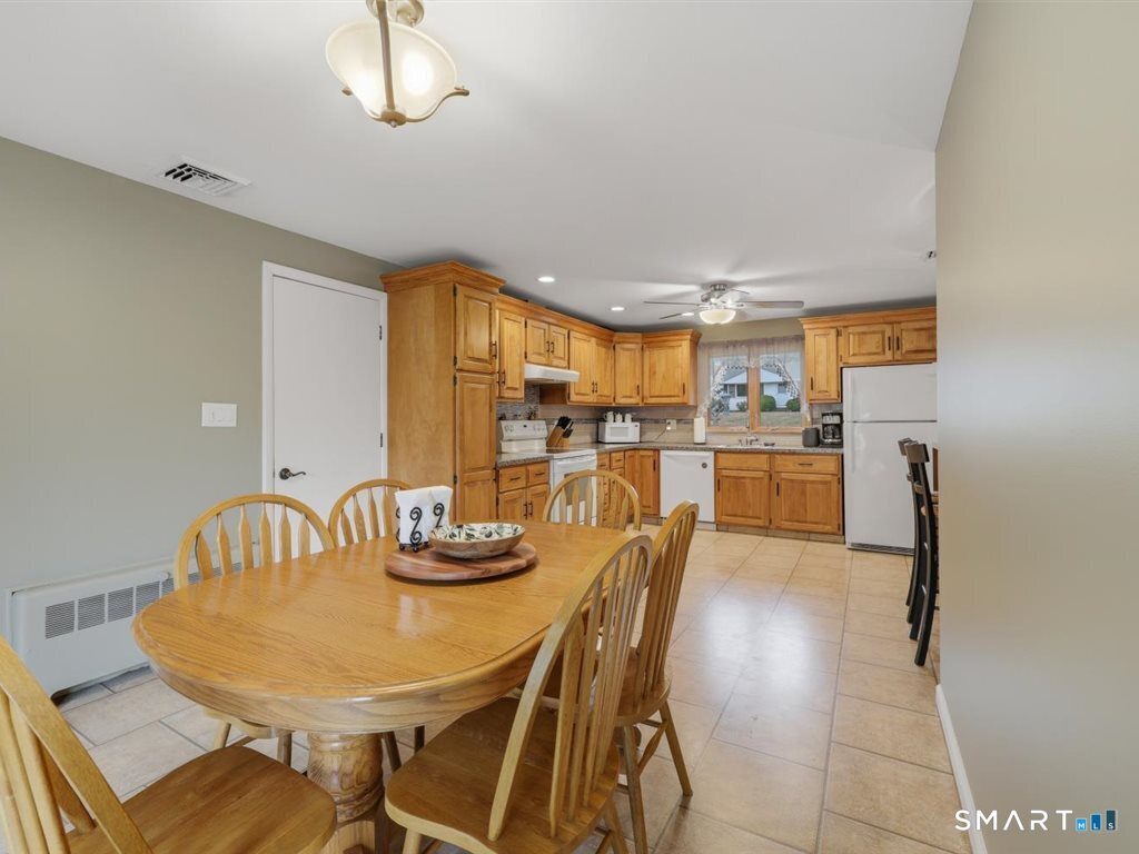 12 Wooding Road Wallingford CT 06492