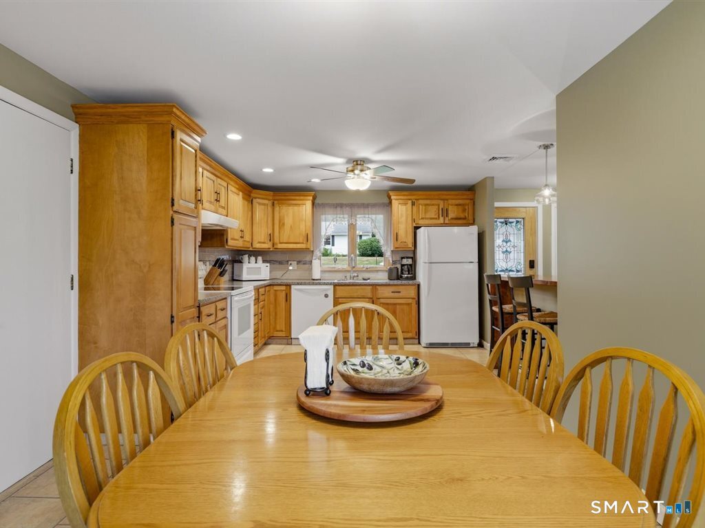 12 Wooding Road Wallingford CT 06492