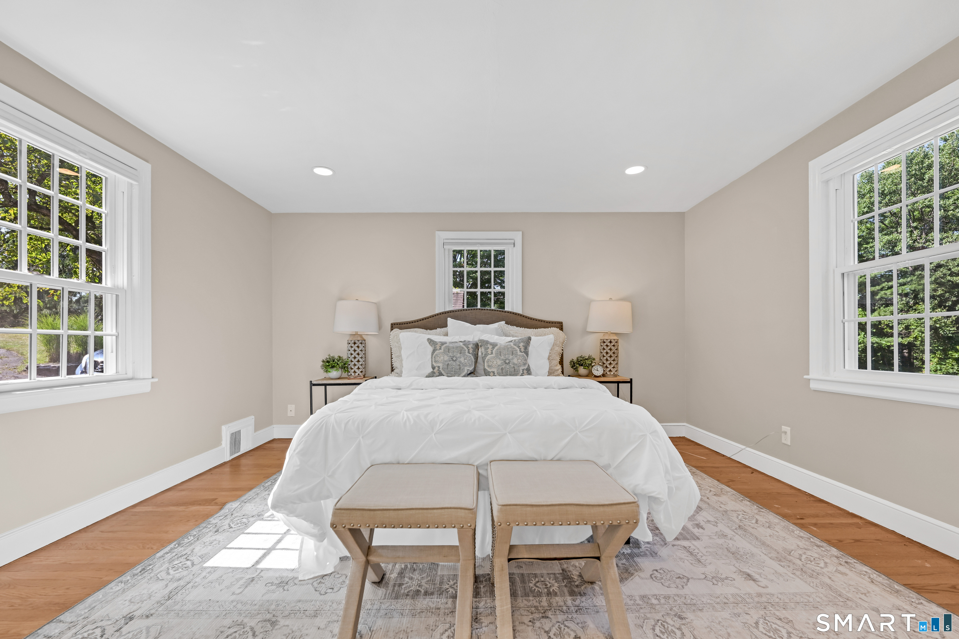 987 Hill Street Suffield CT 06078