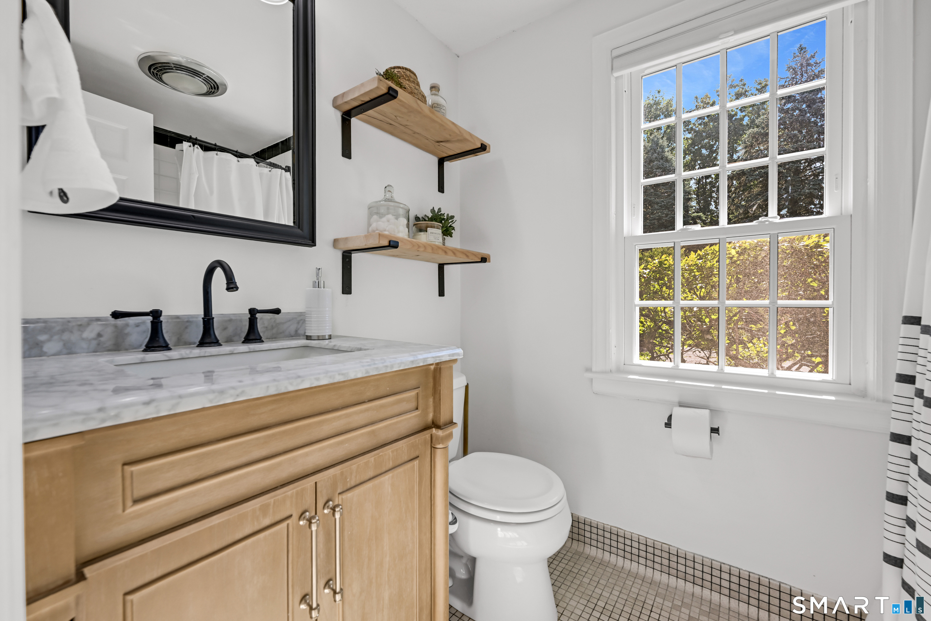 987 Hill Street Suffield CT 06078