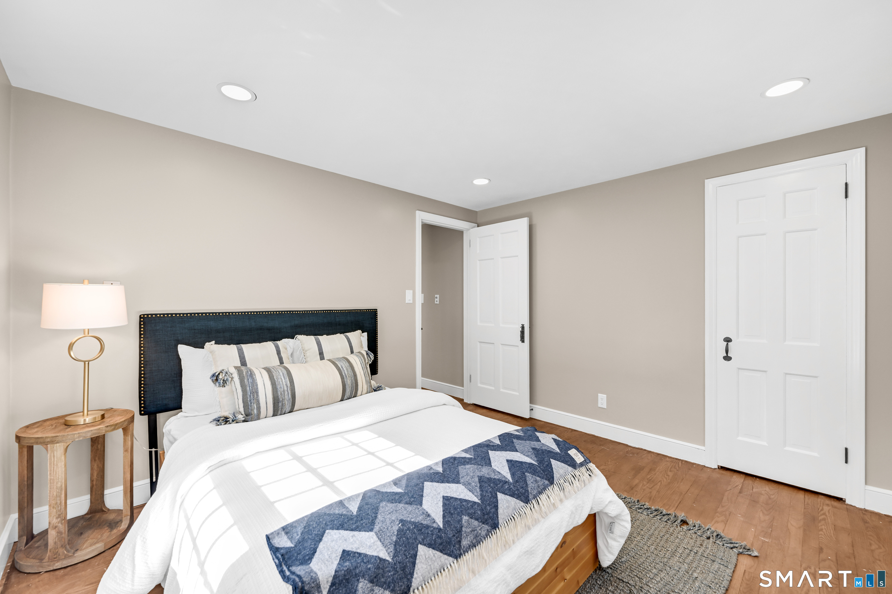 987 Hill Street Suffield CT 06078