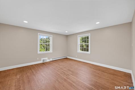 987 Hill Street Suffield CT 06078