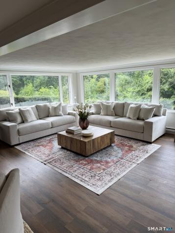 987 Hill Street Suffield CT 06078