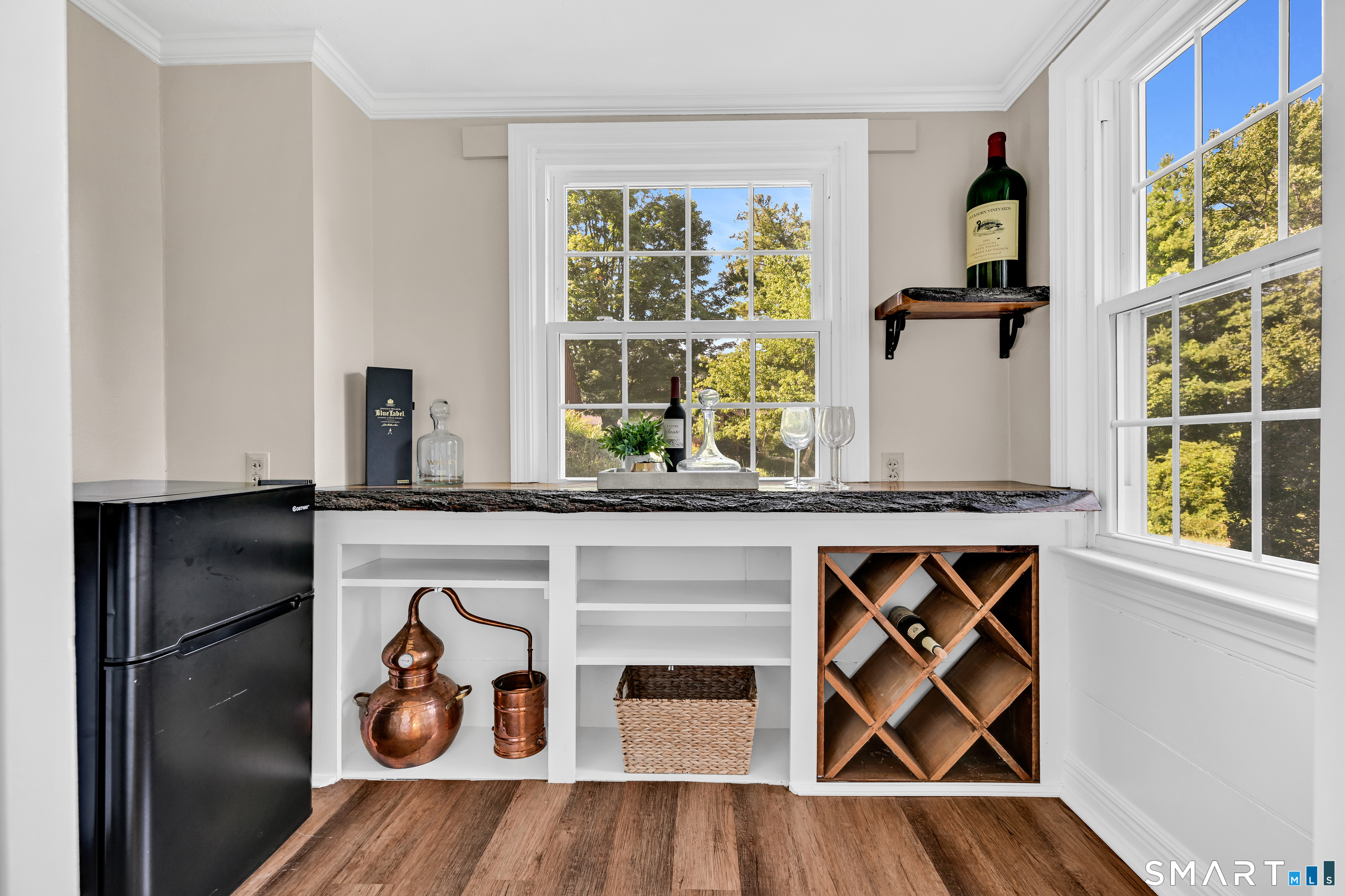 987 Hill Street Suffield CT 06078