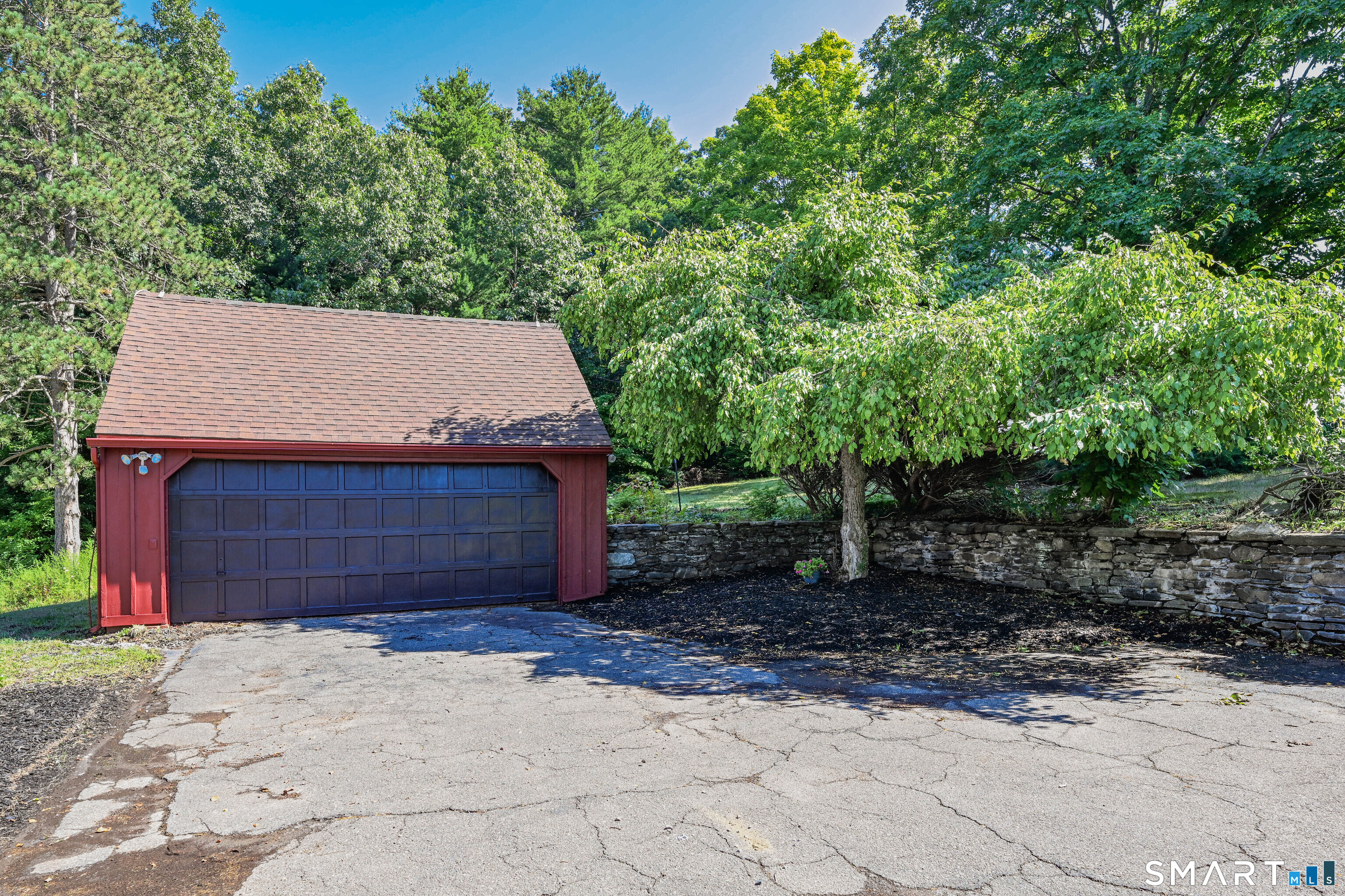 987 Hill Street Suffield CT 06078