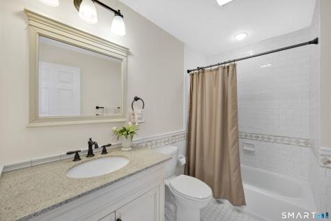 3 North Point Landing Avon CT 06001