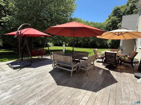 14 Bittersweet Way Stonington CT 06378