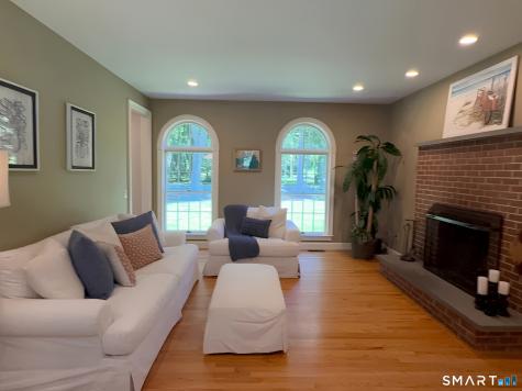 14 Bittersweet Way Stonington CT 06378