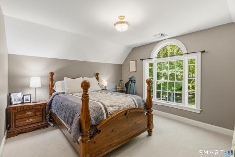 14 Bittersweet Way Stonington CT 06378
