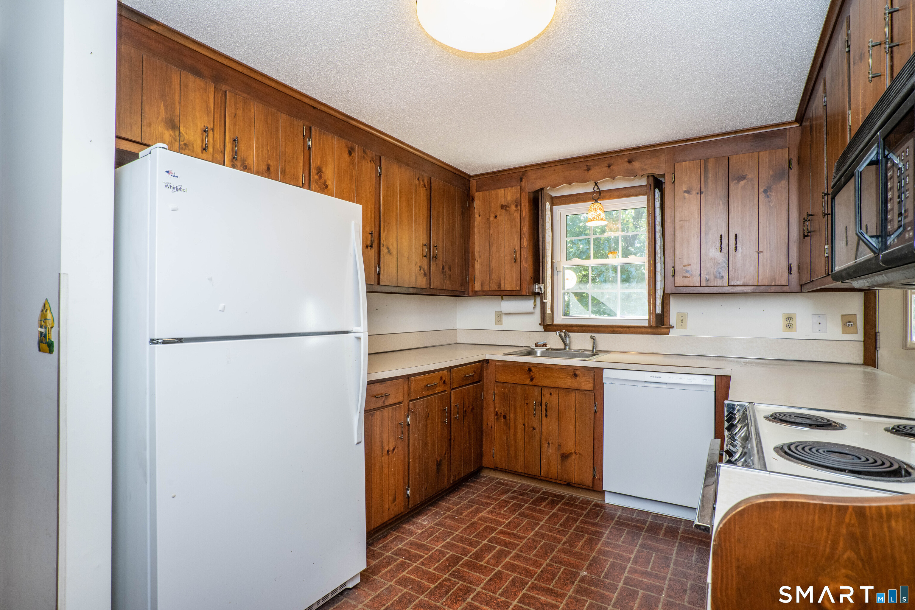 3 Springwood Road Farmington CT 06032