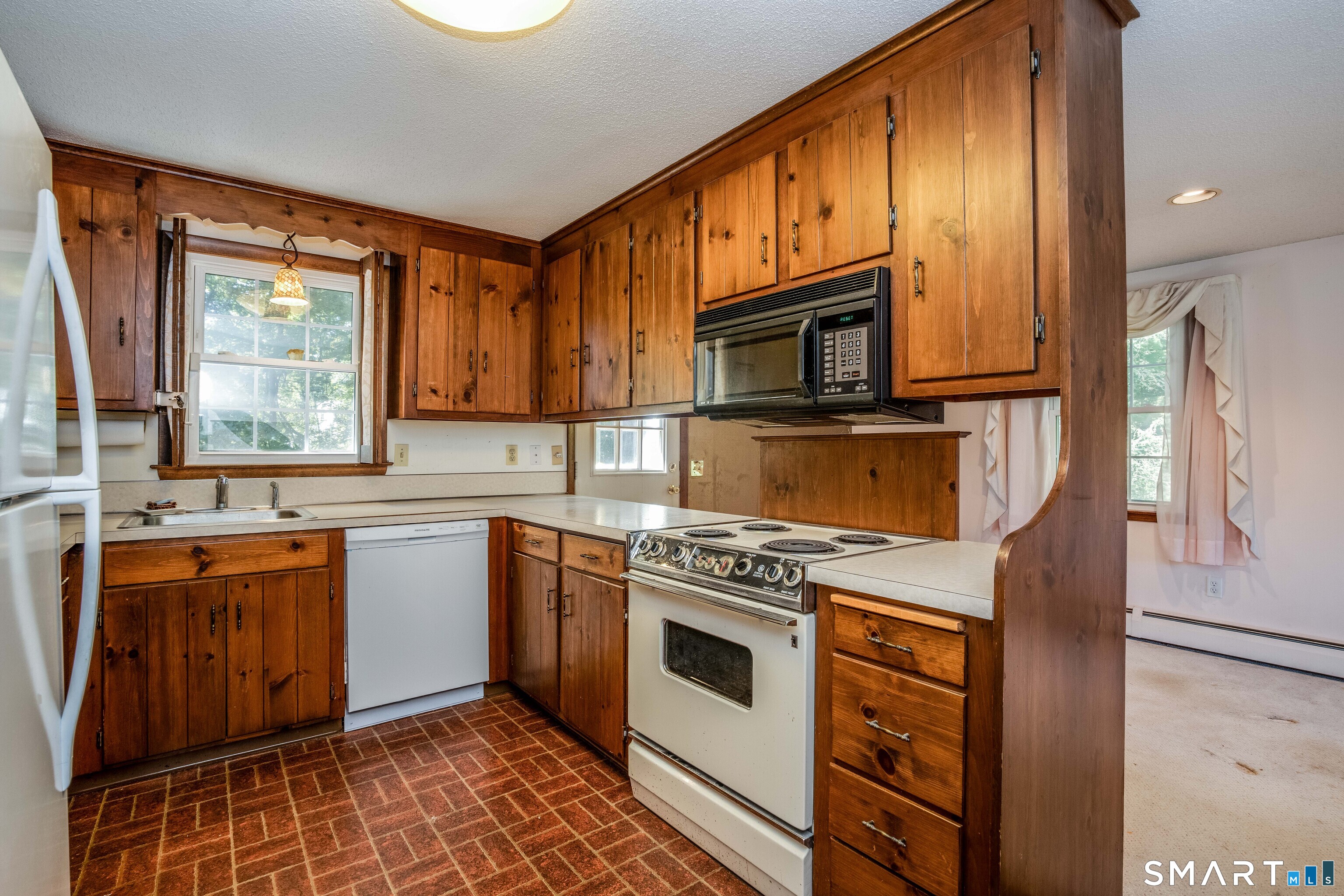 3 Springwood Road Farmington CT 06032